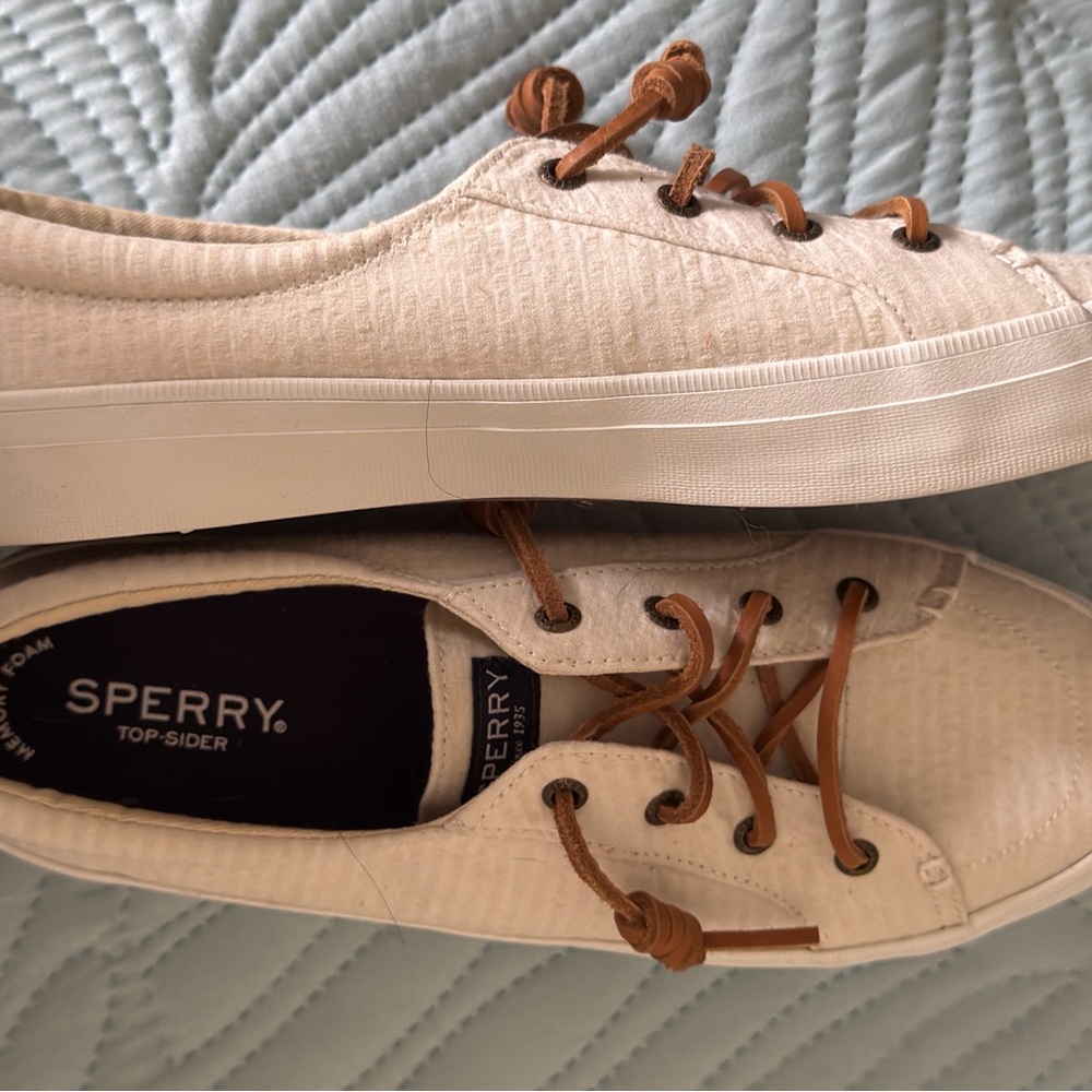 Sperry Women's Sneakers in Cream and Brown